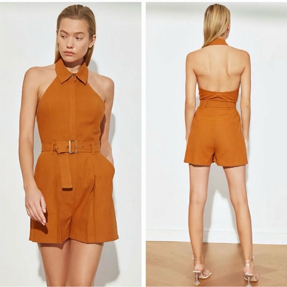 Chic Halter neck Romper - Picture 2 of 6